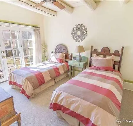 Burro Garden Two-bedroom * Santa Fé